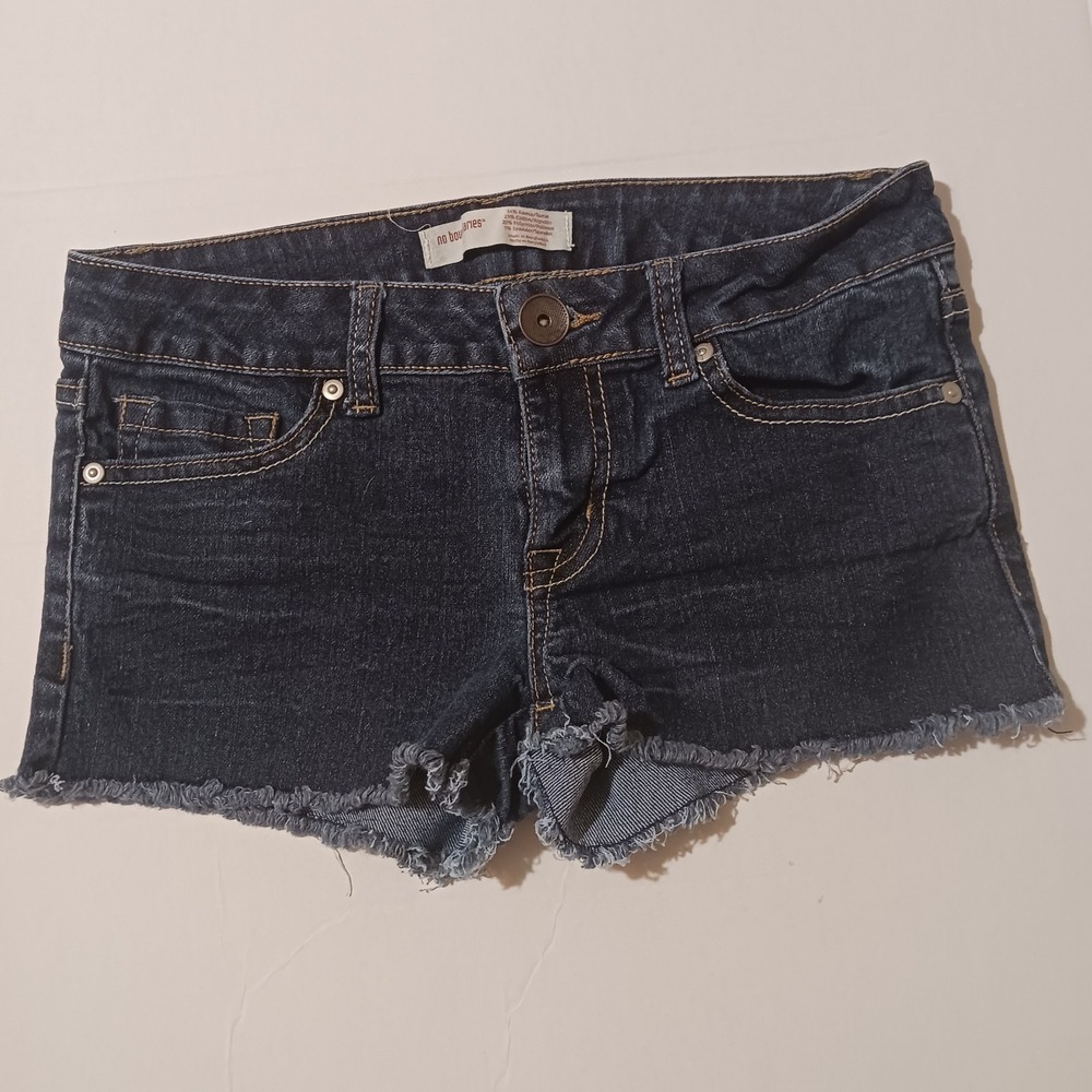 no boundaries dark wash stretch denim shorts women's  junior size 3